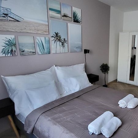 Dotis Apartman Тата Екстериор снимка